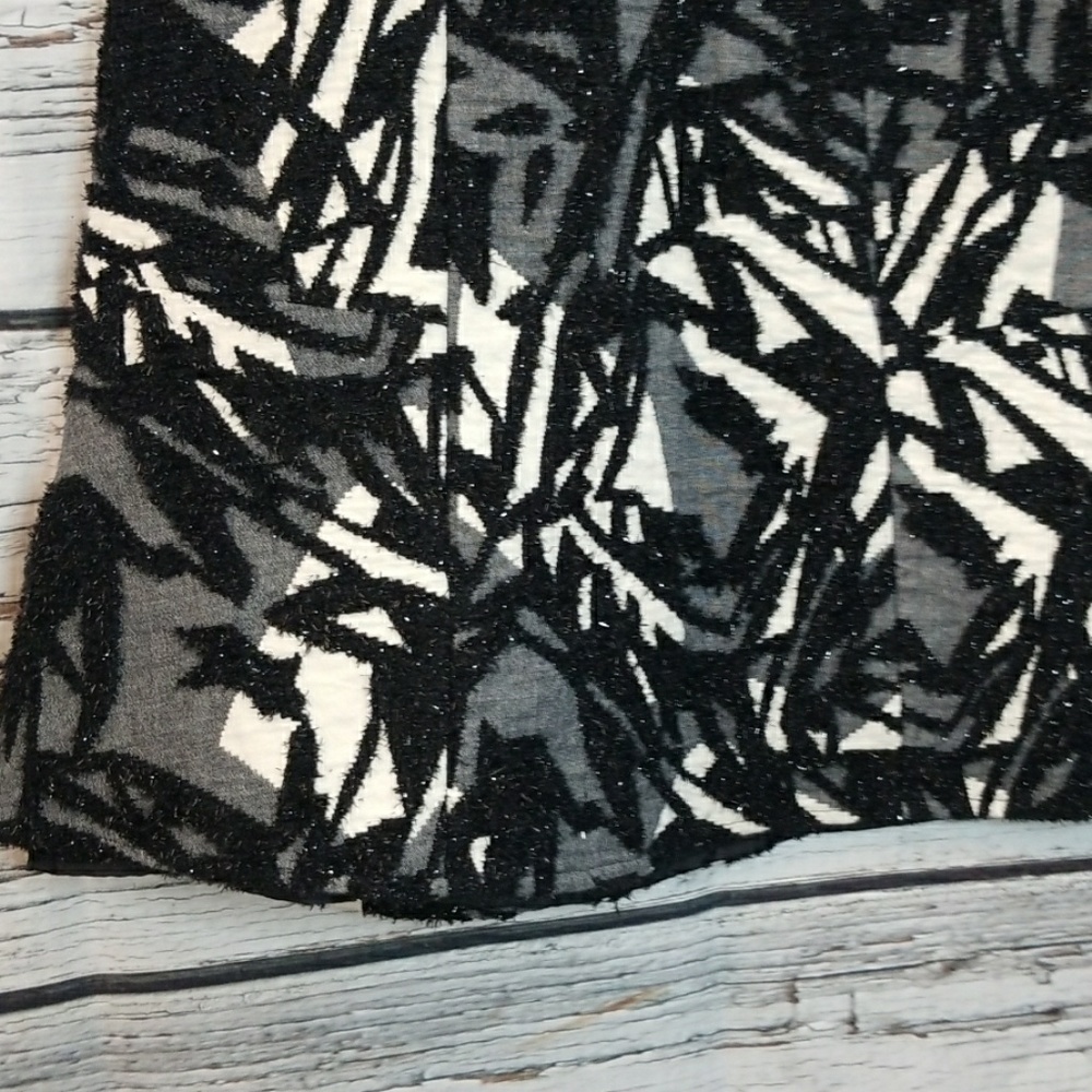 NWOT Zara RARE textured abstract A-line black white skirt sz Small - Picture 4 of 7